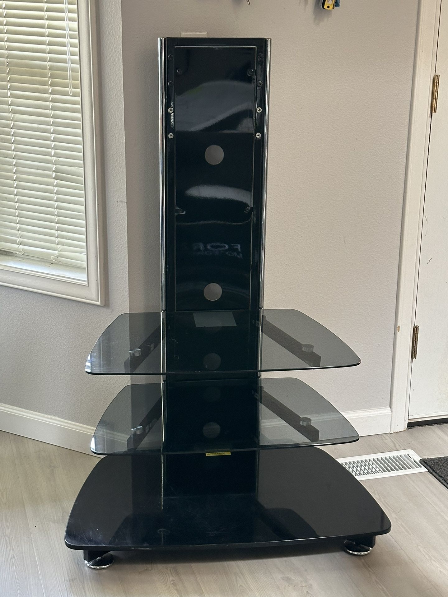 TV Mount/ TV Stand