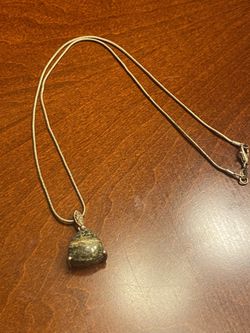 Green jasper silver necklace