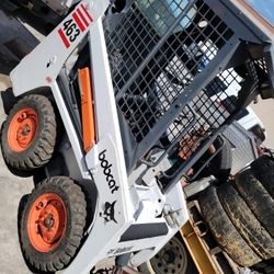 2006 Bobcat 463 With Smooth 42" Bucket 