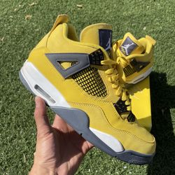 Sz 10.5 Mens Jordan 4s $100 FIRM NO TRADES