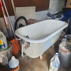 Claw  Bath Tub 