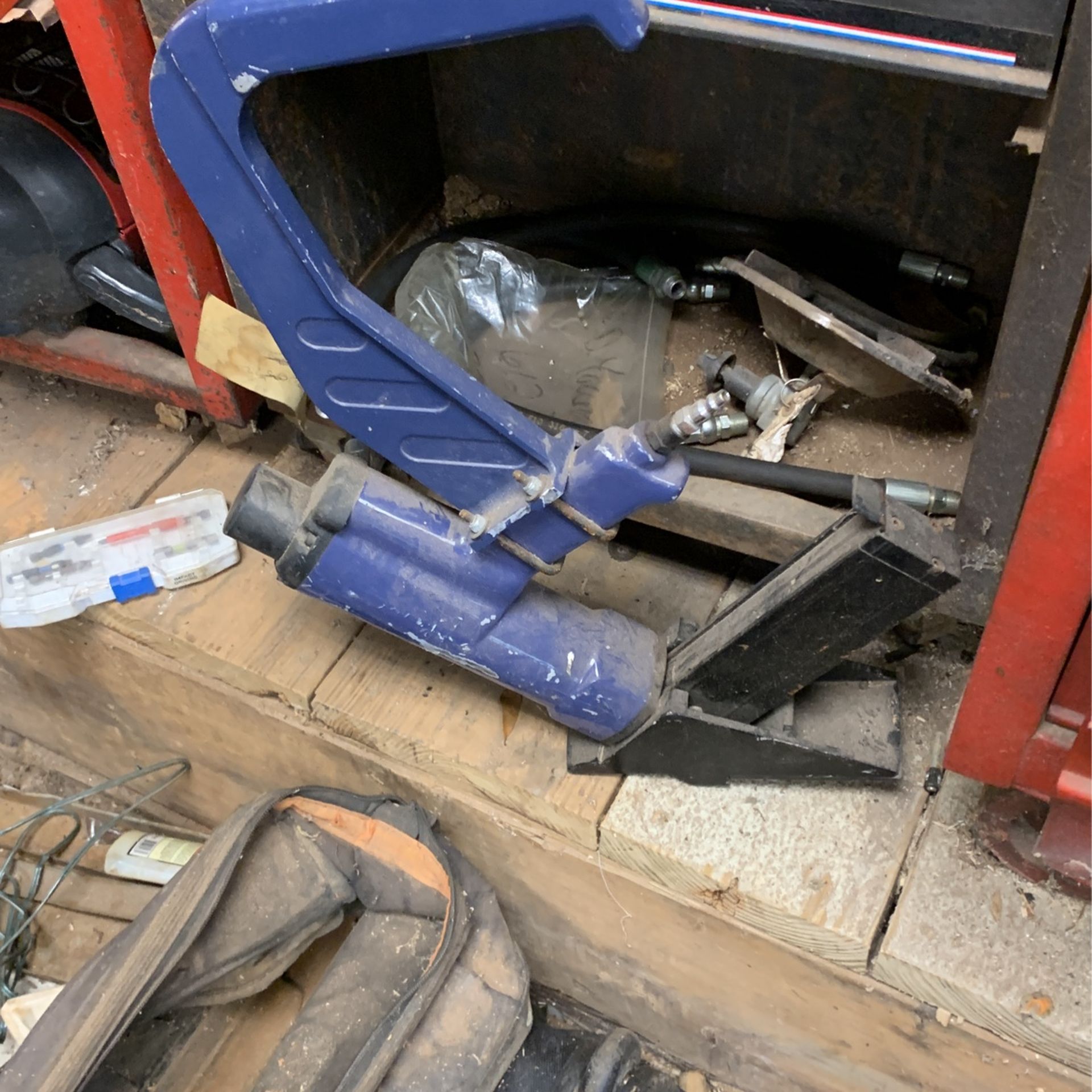 Numeric Hardwood Floor Nailer