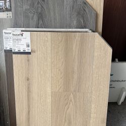 Vinyl & Laminate Flooring / Pisos $1.39sqft 