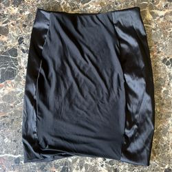 Ladies LUX LA black mini skirt in size small