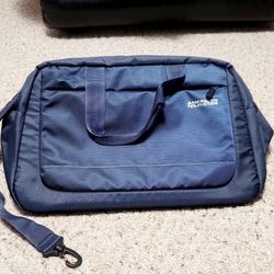 NEW American Tourister Unisex Messenger Travel Weekend Bag (Navy)