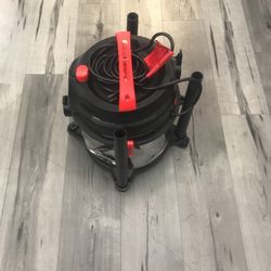 Porter 4gallon Wet Dry Vacuum 