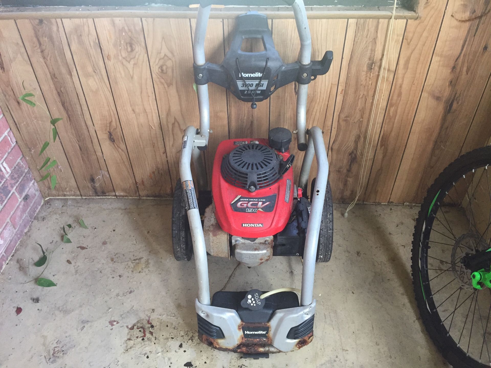 Pressure washer