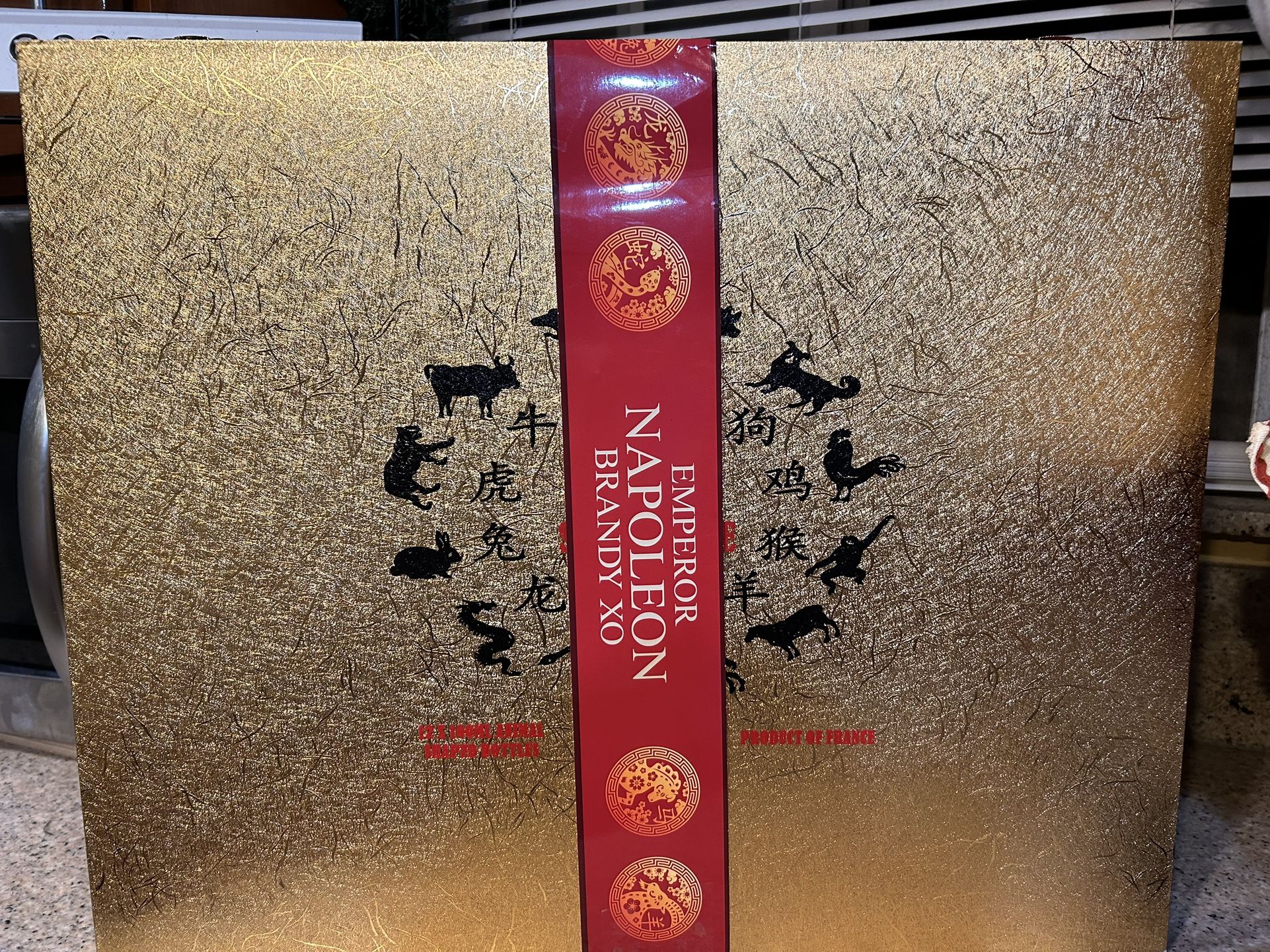Zodiac Signs Gift Set In Gold Brief Case - Napoleon XO Brandy