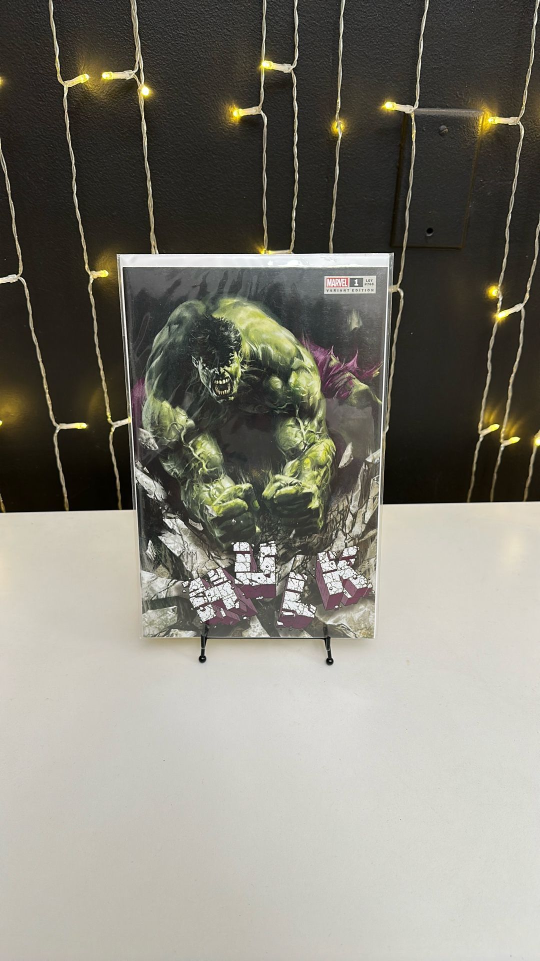 HULK - Marvel #1 - Variant Edition Comic Book - $5