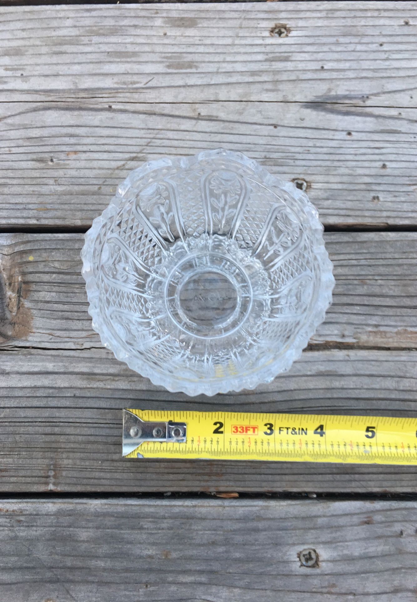 Cute! glass flower dish / flower vase / candy dish - AVON vintage