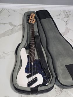 Dingwall Super P Custom 5-String Bass – Mint Condition – Includes Premium Gig Bag