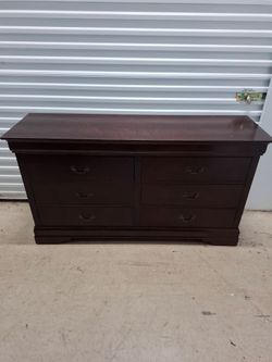 Dresser set free delivery