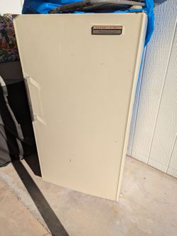 GE Hotpoint Freezer