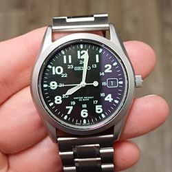 Seiko Sbca001 7N42-8260 military Watch case no.260652 , made in