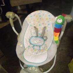 Like New Infant Bouncer/ Soother