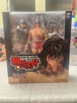 Baki Hanma: Son of Ogre Saba Grand Arena Series Baki Hanma (Battle Damaged Ver.) 1/12 Scale Limited Edition Action Figure