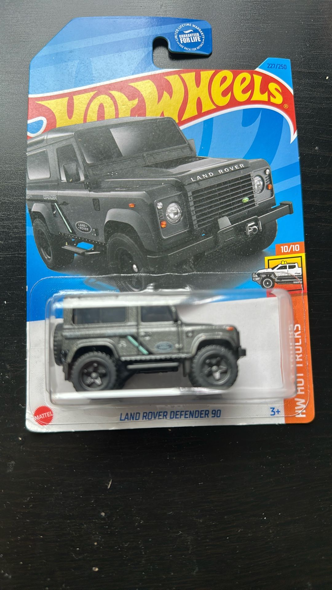 Hot Wheels Land Rover Defender 90
