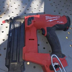 Milwaukee M18 