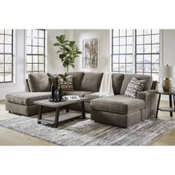 Sectional With Double Chaise 