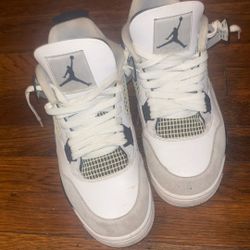 military 4s