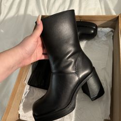 Steve Madden, Black Boots, Size 6.5