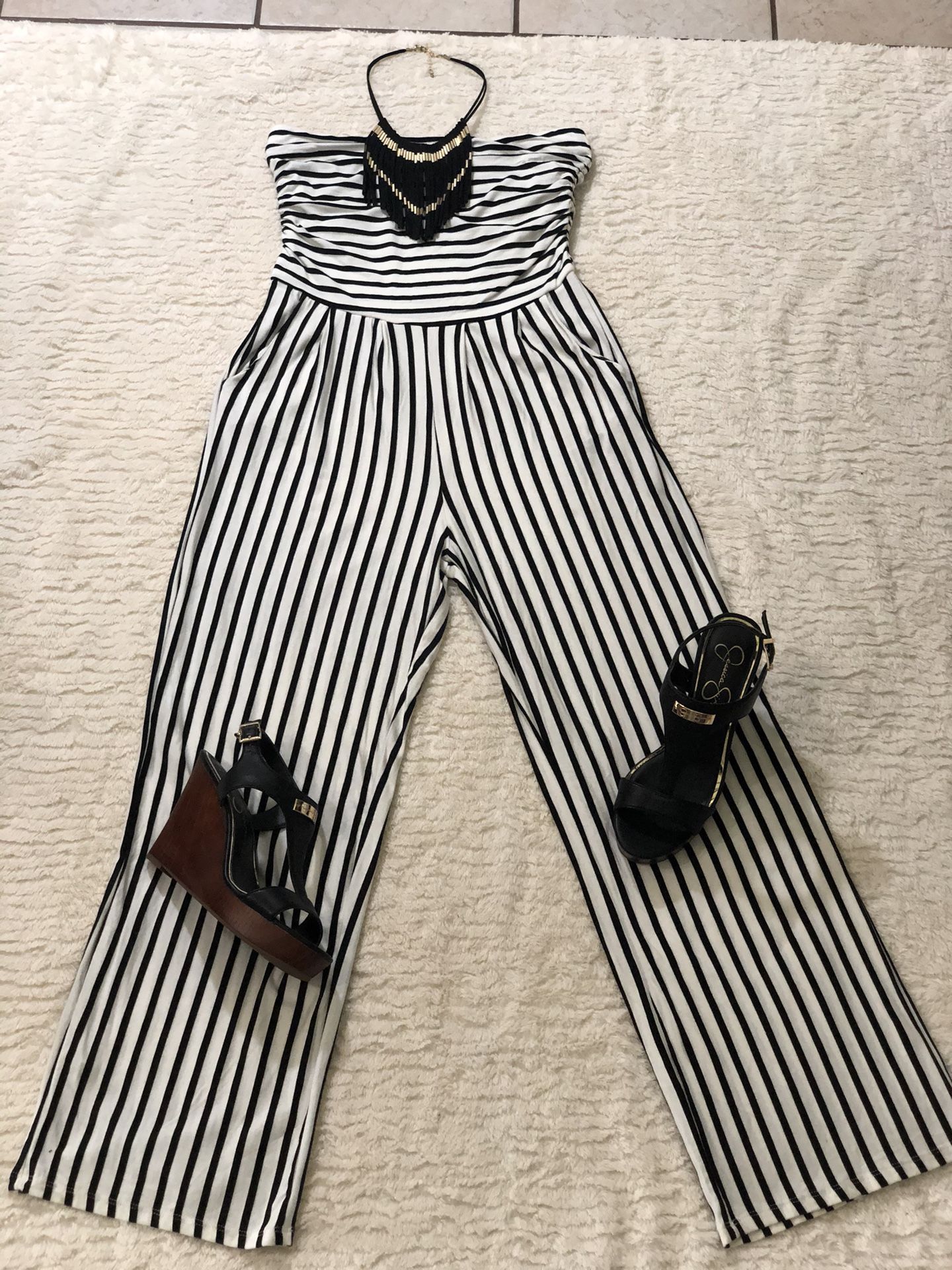 Jumpsuit talla M ❗️no zapatos ❗️No Collar Strech