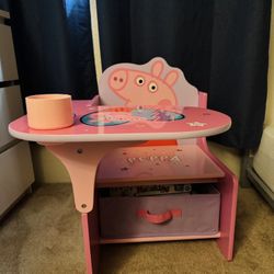 Peppa Pig kids desk
