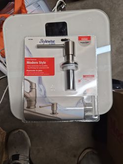 Keeny Soap Dispenser In Sink Type