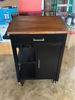 Small kitchen island/cart