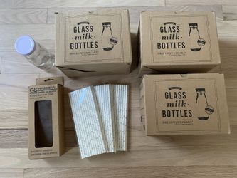 17 Glass Milk Bottles And Straws - Birthday Party Wedding 