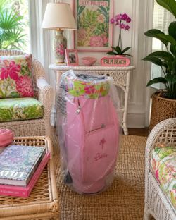Extremely hard to find brand new Lilly Pulitzer golf bag