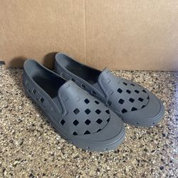 Vans waterproof trek slip ons, men’s 10