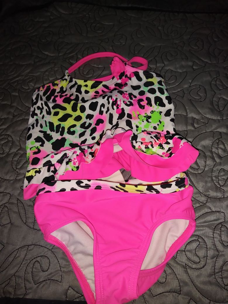 Girls swimwear