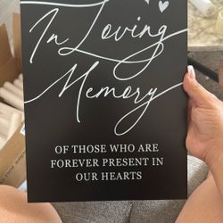 Memorial Sign + Faux candles 