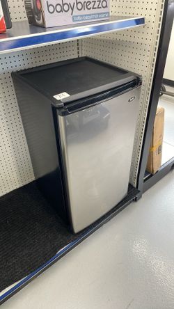Mini fridge