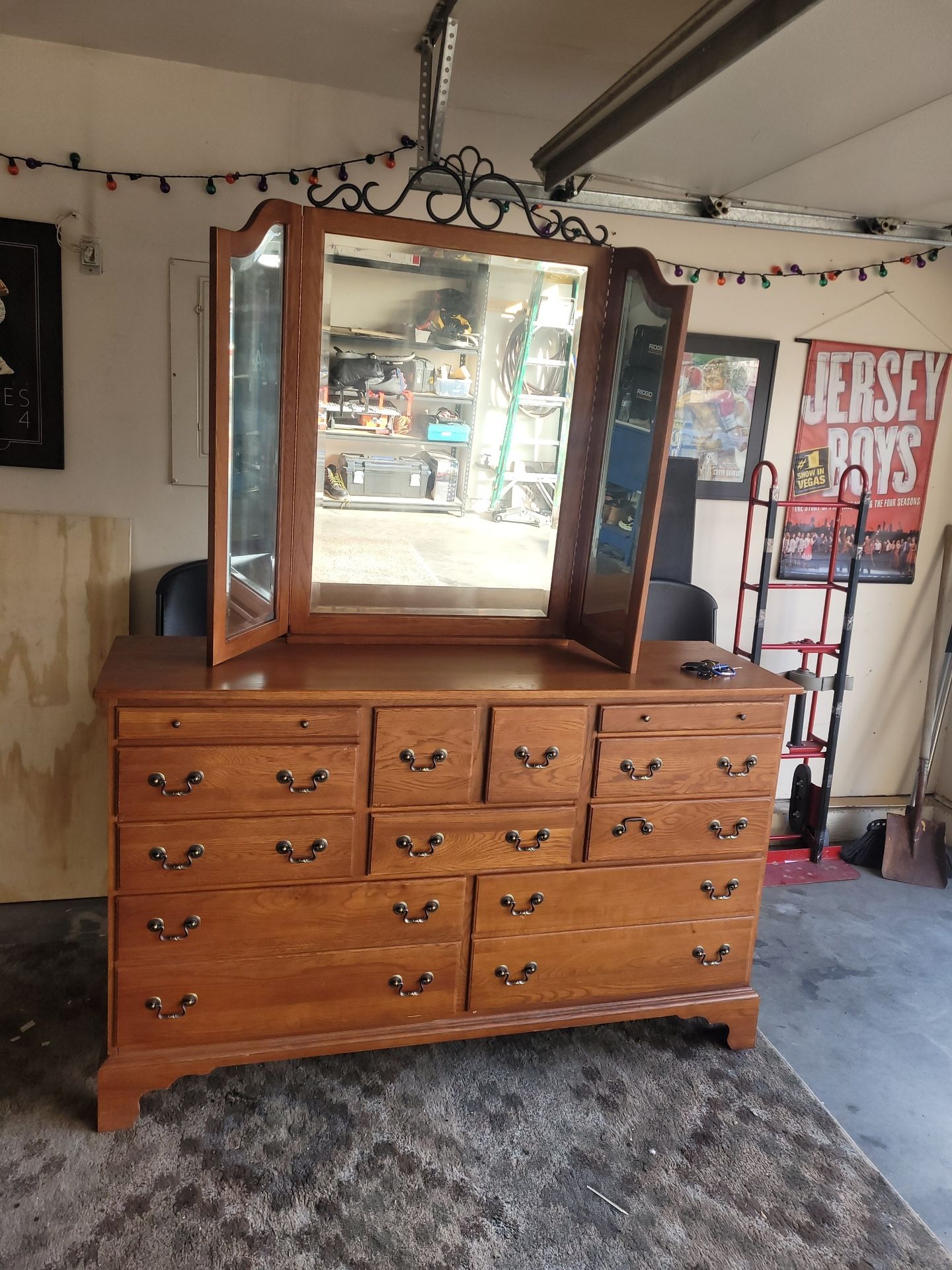 KELLER DRESSER W/MIRROR