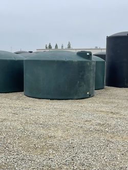 New 5000 Gallon Water Tanks