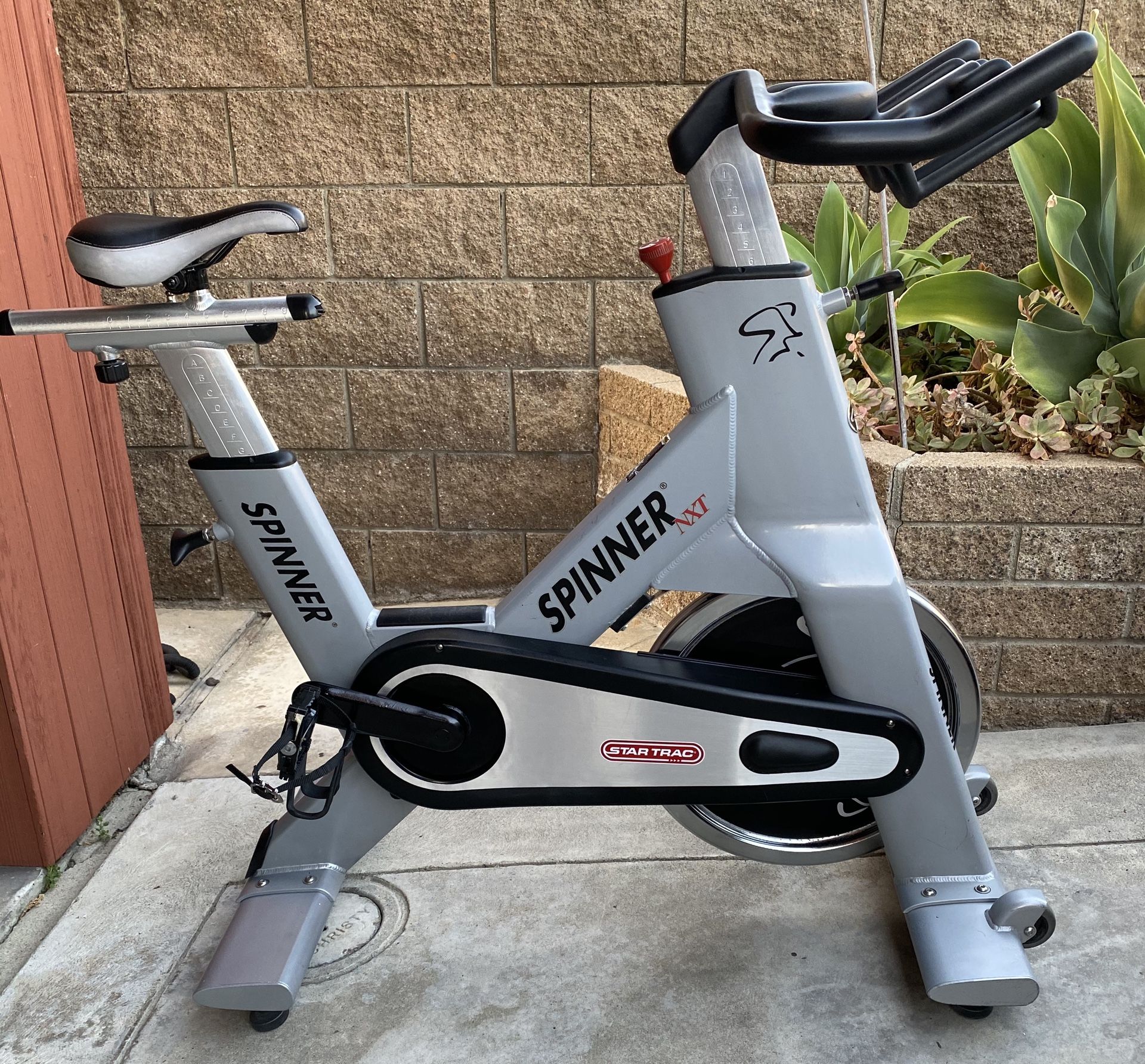 Model Star Trac Spinning Nxt Star Trac NXT Black Belt Spinning