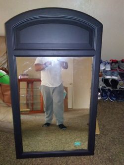 Black wood mirror(excellent condition no cracks on mirror)