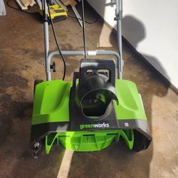 SNOW BLOWER..$50  ELECTRIC.