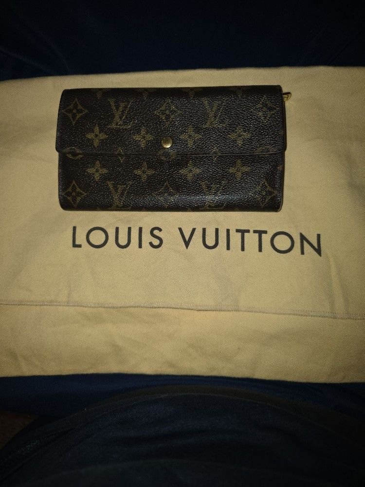 Louis Vitton Wallet Is Authentic