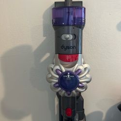 Dyson V9 Motorbar™ vacuum