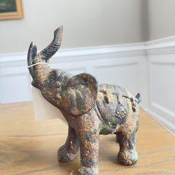 Vintage Cast Iron Elephant Statue w/ Verdigris 1970's 7.5” Tall,5.31 Lb