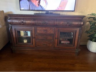 Console table
