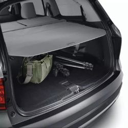 One mth old Genuine OEM Honda Pilot Black Rear Retractable Cargo Cover 2016-2022