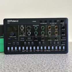 Roland AIRA Compact S-1 Synthesizer
