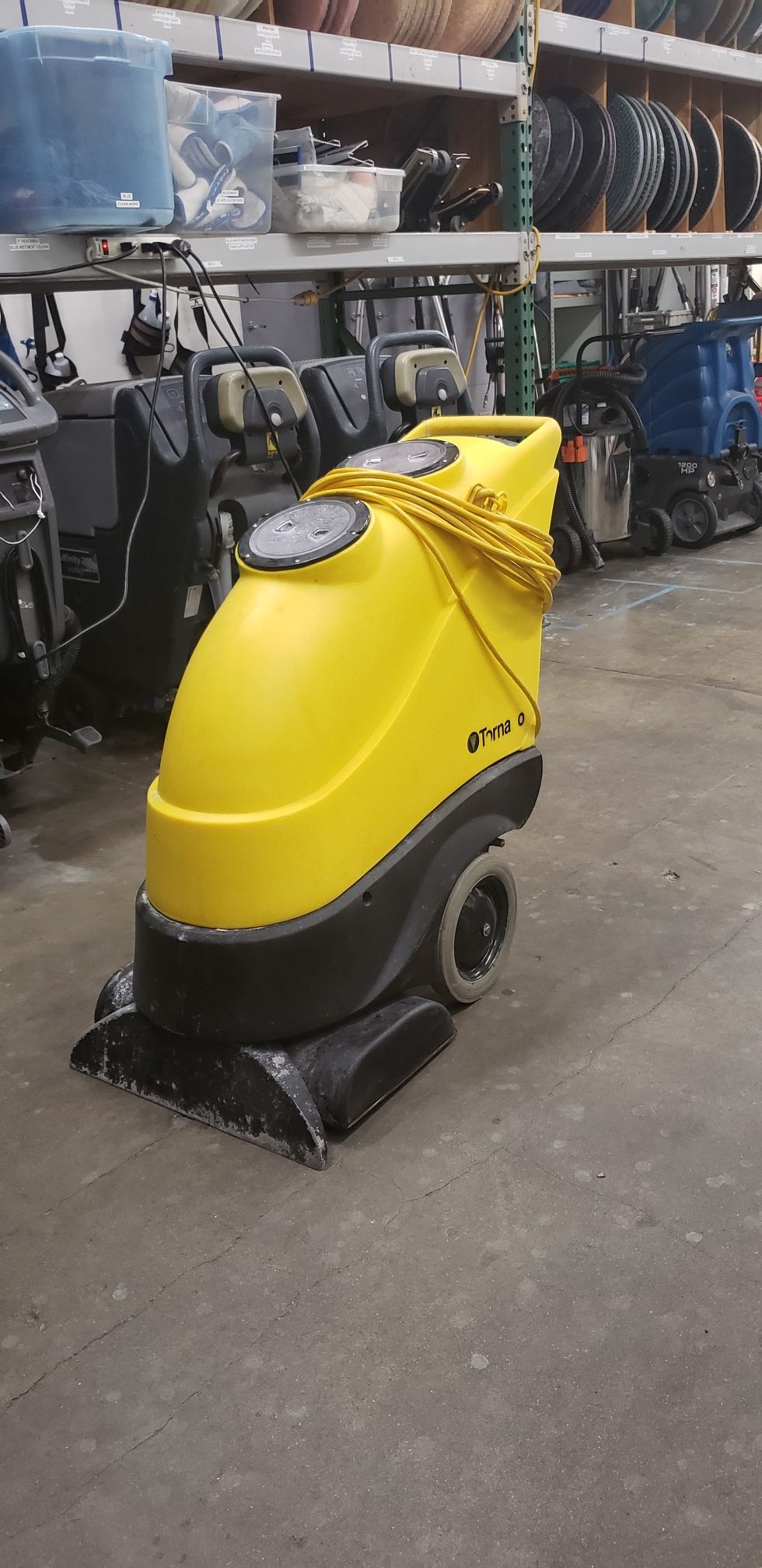 Tornado carpet extractor/cleaner for Sale in Mountlake Terrace, WA