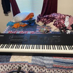 Yamaha Motif XF8 Studio Production Workstation