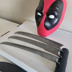 Marvel COLLECTIBLES Wolverine Claws Deadpool Pins