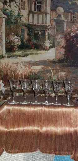 CORDIAL GLASSES